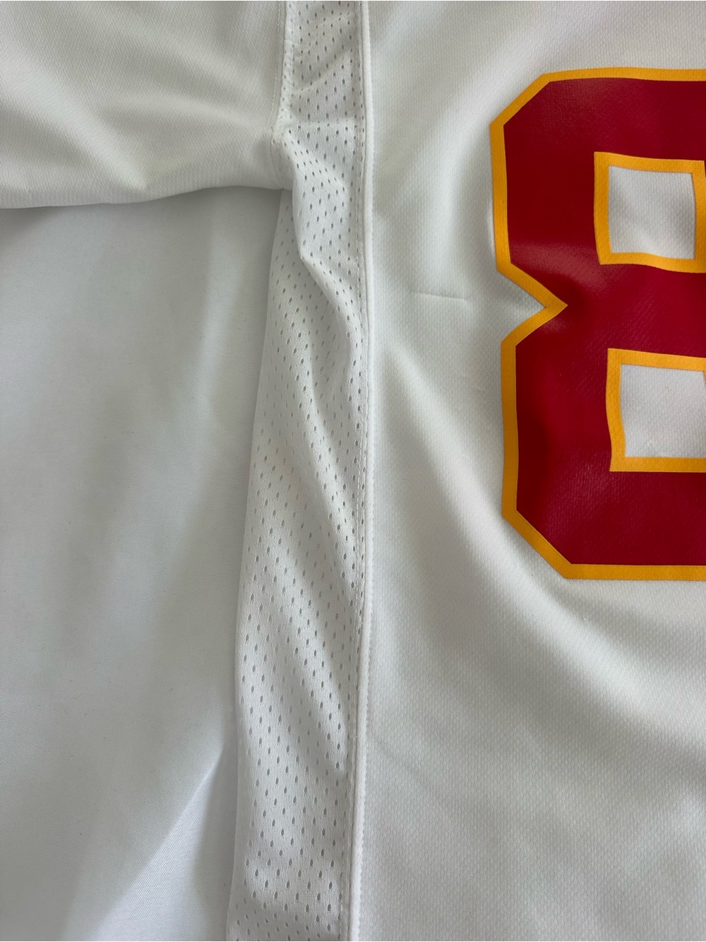 NFL Kansas City Chiefs white jersey number 82 - Picture 4 of 6